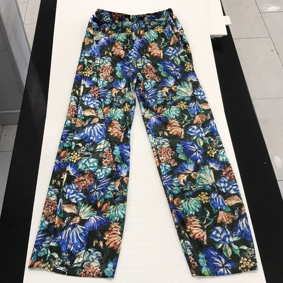 NWOT Zara Floral Print Velour Pants Size S - Picture 6 of 11
